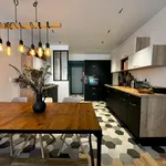 Rent 2 bedroom apartment of 570 m² in Paris