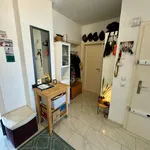 Miete 3 Schlafzimmer wohnung von 76 m² in Köln