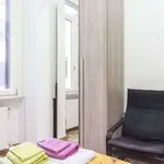 Rent 3 bedroom apartment of 73 m² in rome