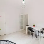 Rent 3 bedroom apartment of 100 m² in barcelona