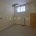 Affitto 3 camera appartamento di 80 m² in Valenzano