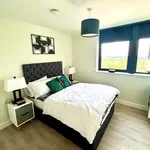 Rent 3 bedroom flat in West Midlands