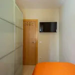 Rent a room of 80 m² in barcelona