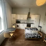 Rent 2 bedroom flat in Birmingham