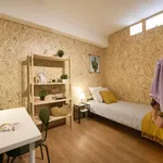 Rent a room in lisbon