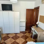 Rent a room in Malaga']