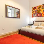 Rent 3 bedroom apartment in lisbon