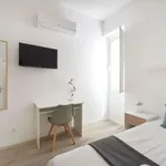 Rent a room in lisbon