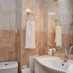 Rent 2 bedroom apartment of 65 m² in Център