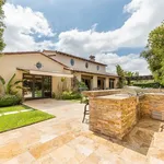 Rent 4 bedroom house of 467 m² in calabasas