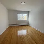 Rent 3 bedroom apartment in Montreal