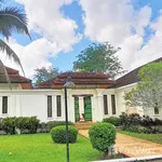 Rent 5 bedroom house of 557 m² in Phuket