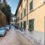 Rent 1 bedroom apartment of 50 m² in Florence