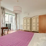 Rent 2 bedroom apartment of 110 m² in Florence