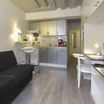 Appartement de 18 m² avec 1 chambre(s) en location à Paris