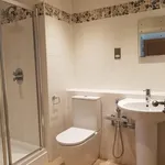 Rent 2 bedroom flat in Cardiff