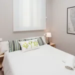 Rent 2 bedroom apartment of 35 m² in Barcelona