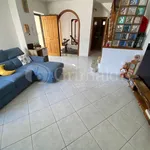 Rent 5 bedroom house of 160 m² in Roma