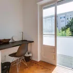 Rent 3 bedroom apartment in Lisbon