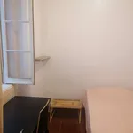 Rent a room in lisbon