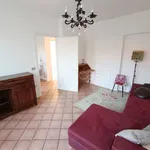 Rent 4 bedroom apartment of 70 m² in Adria