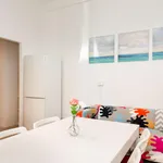 Rent 3 bedroom apartment in Milan