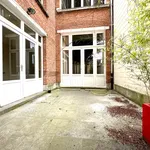 Maison de 293 m² avec 4 chambre(s) en location à Antwerp