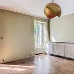 Maison de 296 m² avec 14 chambre(s) en location à Vaucresson