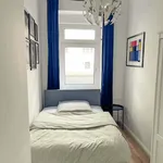 Rent a room of 80 m² in Berlin