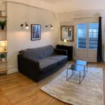 Rent 1 bedroom apartment of 340 m² in Paris