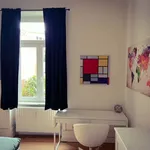 Rent a room of 70 m² in Frankfurt am Main