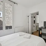 Rent 1 bedroom apartment of 15 m² in Paris