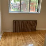 Appartement de 796 m² avec 4 chambre(s) en location à Montreal