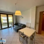 Affitto 2 camera appartamento di 55 m² in Desenzano del Garda