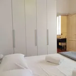 Rent 1 bedroom apartment of 50 m² in florence