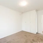 Rent 2 bedroom apartment in Melbourne