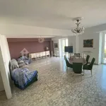 Rent 5 bedroom apartment of 140 m² in Crotone