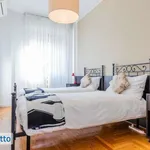 Rent 3 bedroom apartment of 140 m² in Milan