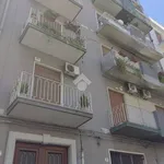 Affitto 4 camera appartamento di 148 m² in Catania