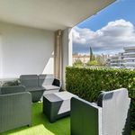 Appartement de 600 m² avec 2 chambre(s) en location à Marseille