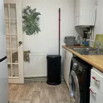 Rent 2 bedroom flat in Aylesbury