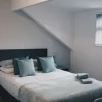 Rent 6 bedroom house in Middlesbrough