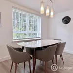 Rent 4 bedroom house in Edinburgh