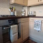 3 bed Mid Terraced House to Let