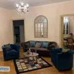 Rent 6 bedroom apartment of 170 m² in Genoa