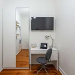 Rent a room in lisbon