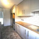 Rent 3 bedroom flat in South East England