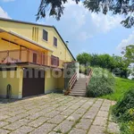 Rent 5 bedroom house of 219 m² in Verona