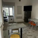 Appartamento arredato con terrazzo Centro