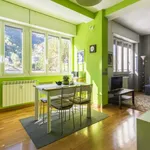 Rent 2 bedroom apartment in Como